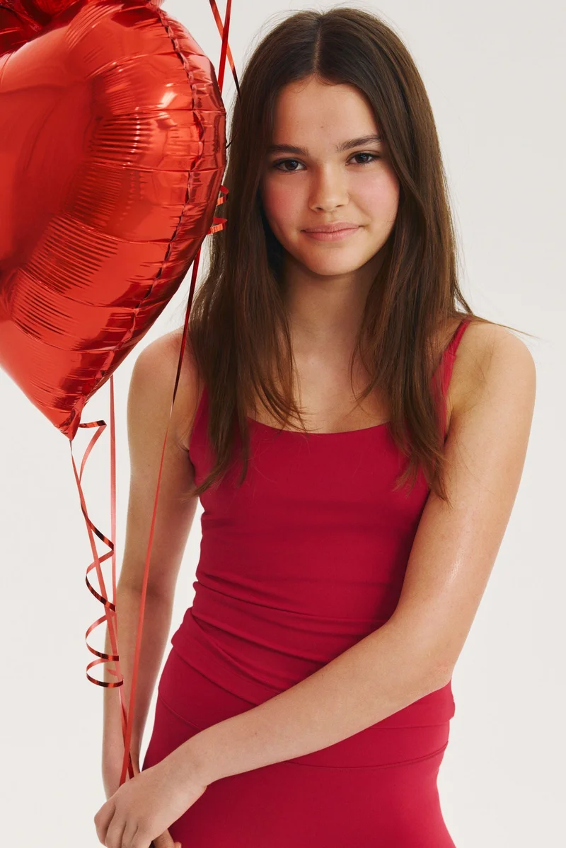 H&M Slim Fit Sports tops with SoftMove™