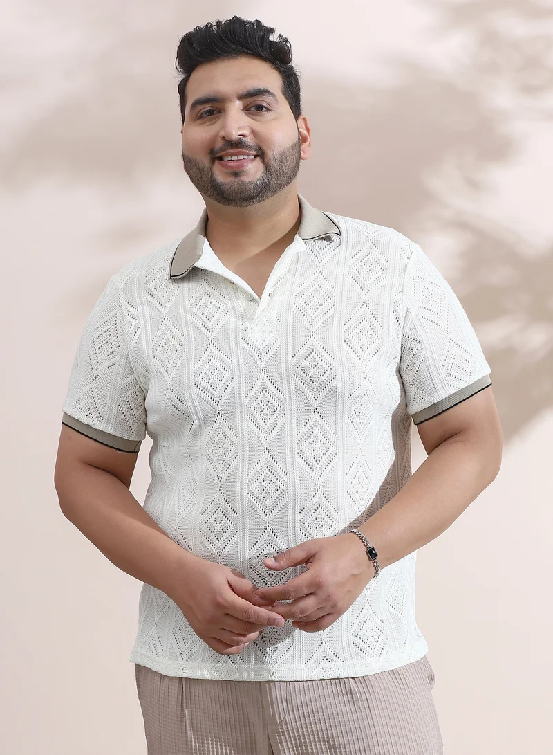 انستافاب بلس تيشيرت بولو رجالي مقاس بلس بلون أبيض وبيج بنقشة معينات