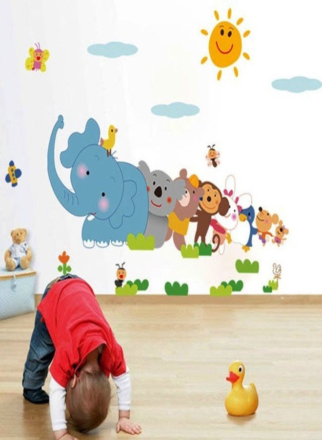 DREAM DECALS ملصق حائط من DREAM DECALS بتصميم حيوانات كرتونية لطيفة من الغابة، ملصق زخرفي لغرفة الأطفال - غرفة الرضع - فينيل ذاتي اللصق - مقاس 120 × 30 سم - JC01 - Image 1