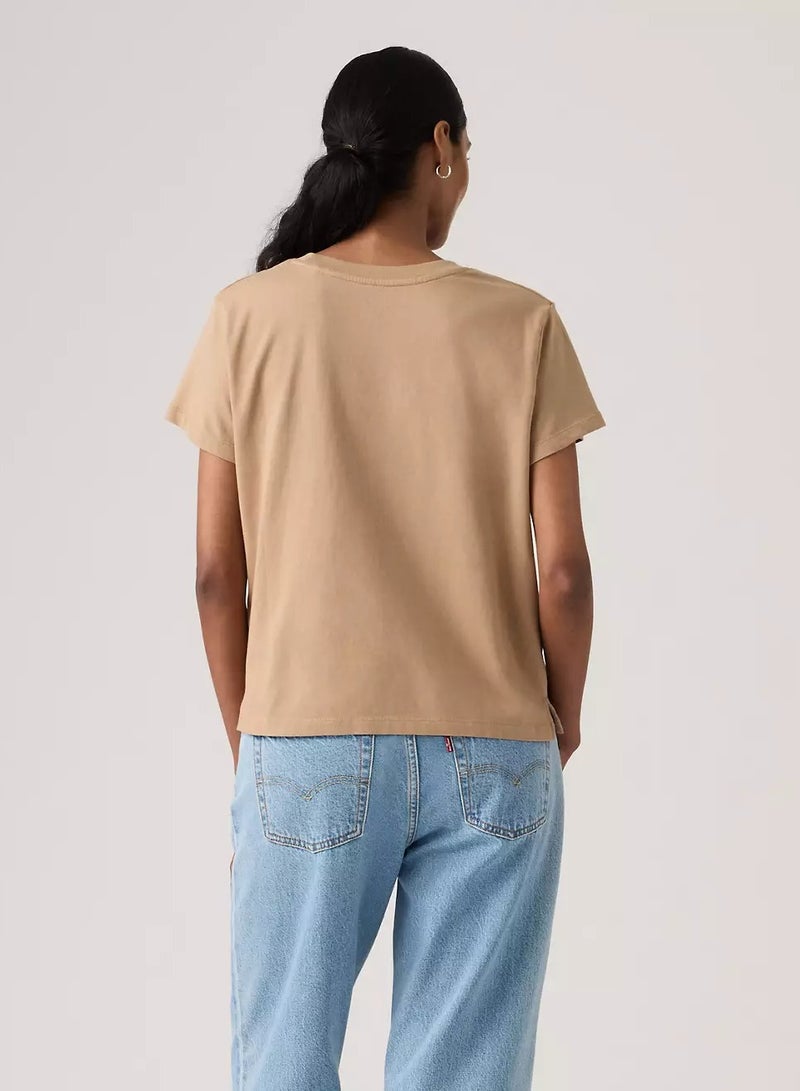 Levi's Graphic Boxy Tshirt - Image 3