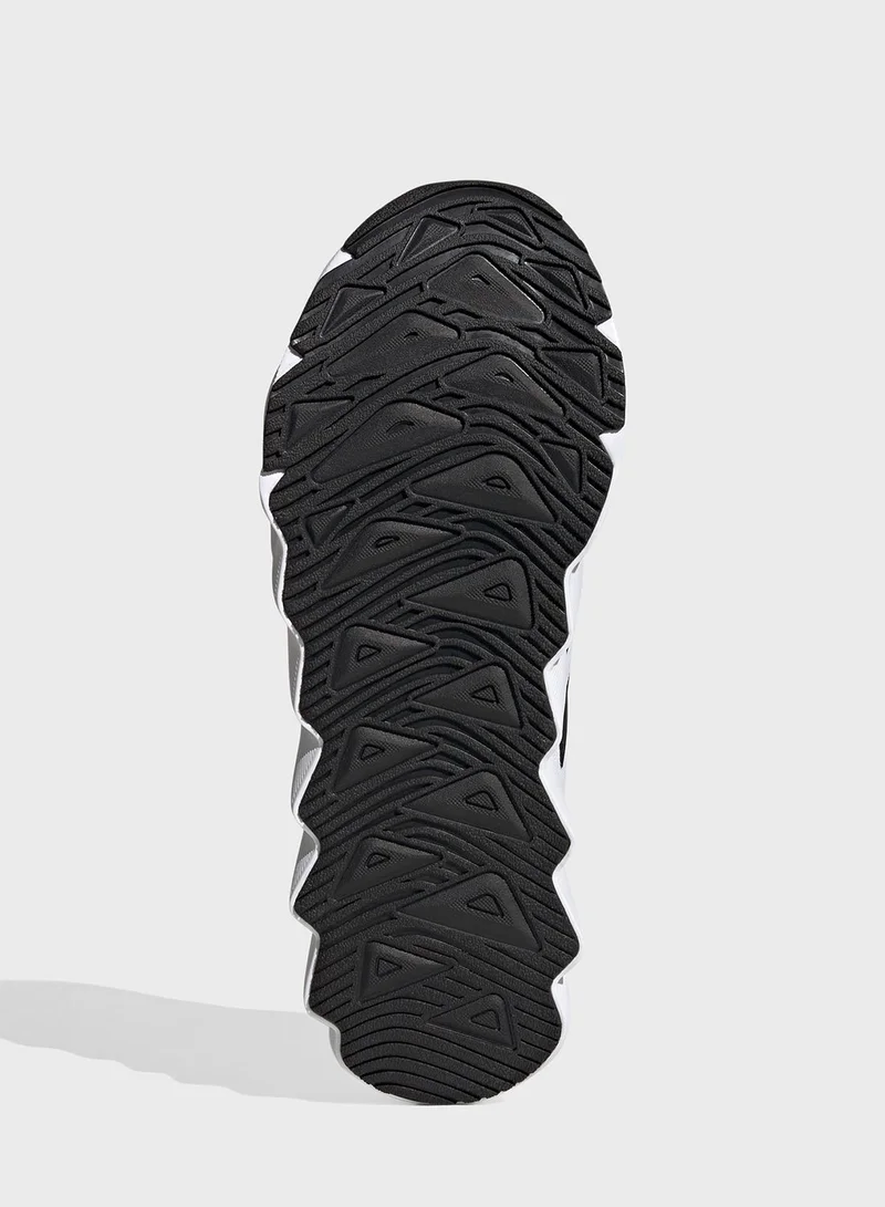 adidas حذاء شيفت ران U