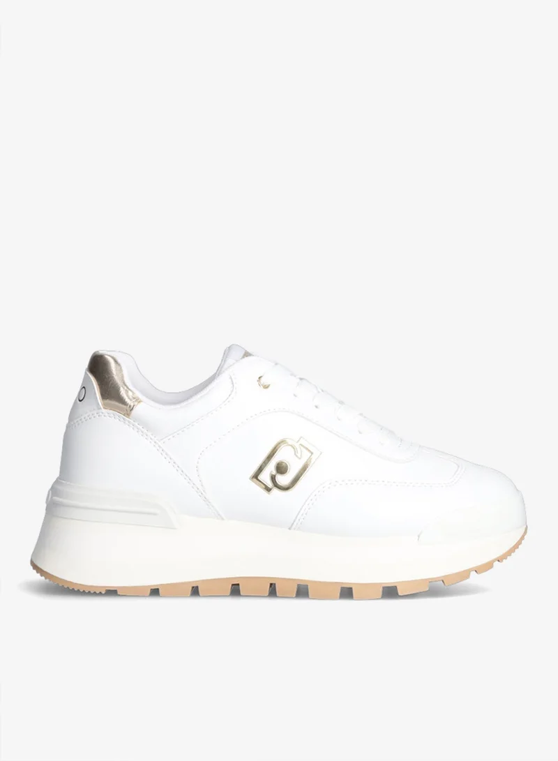 ليو جو أحذية رياضية بيضاء بمنصة