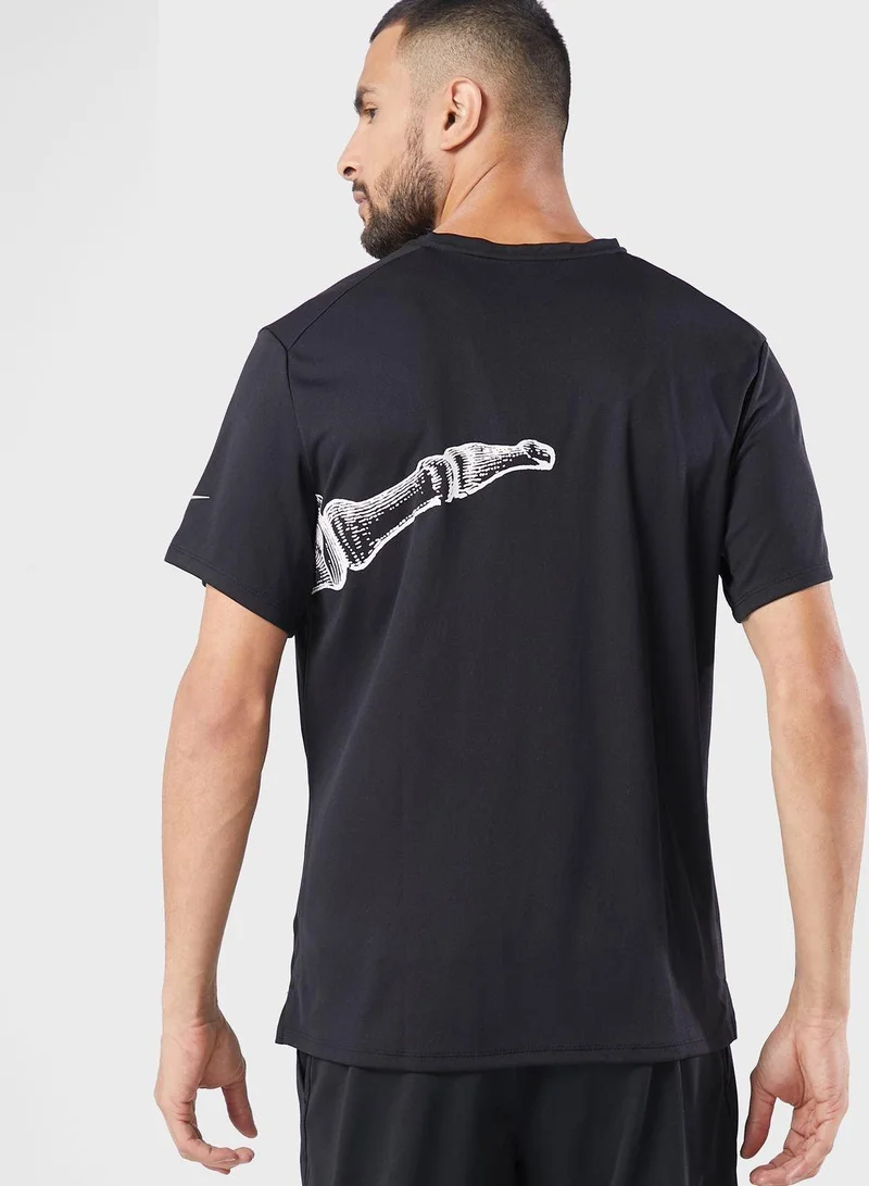 نايكي تيشيرت رجالي ميلر دراي فيت يو في للركض