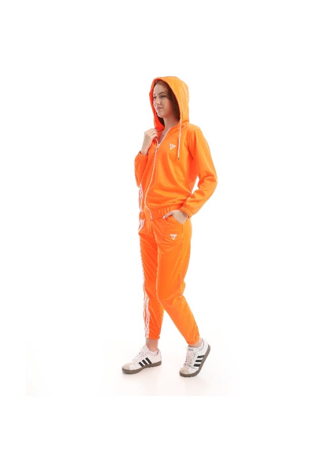 Caesar Women's two-piece tracksuit with front zipper and 4-stripes design - Image 2