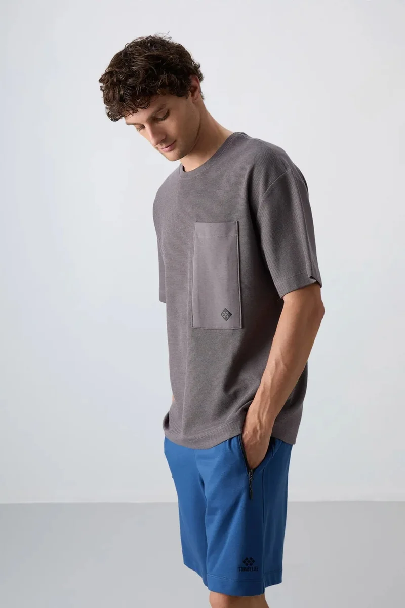 تومي لايف TOMMY Oversized Cotton-Blend Crew Neck T-Shirt With Pocket