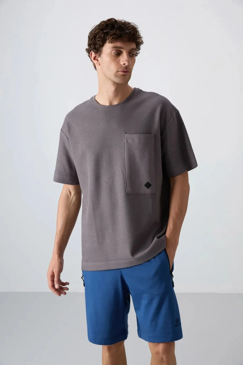 تومي لايف TOMMY Oversized Cotton-Blend Crew Neck T-Shirt With Pocket