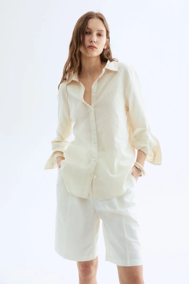 اتش اند ام قميص من مزيج الكتان