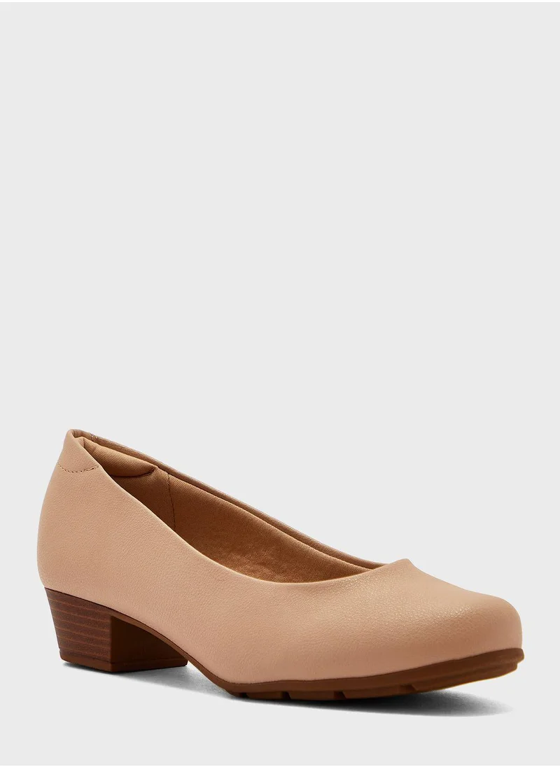 MODARE Daniella Low-Heel Pumps