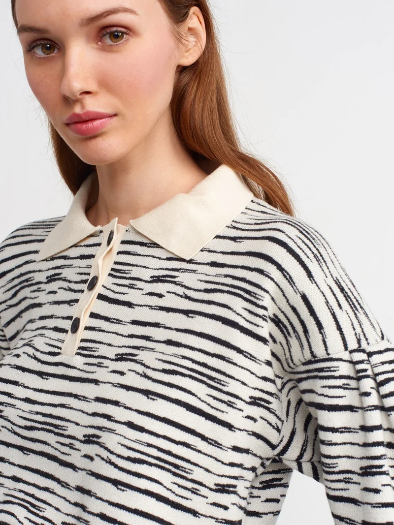 ديلفين 10318 Polo Collar Buttoned Sweater-Natural-S.
