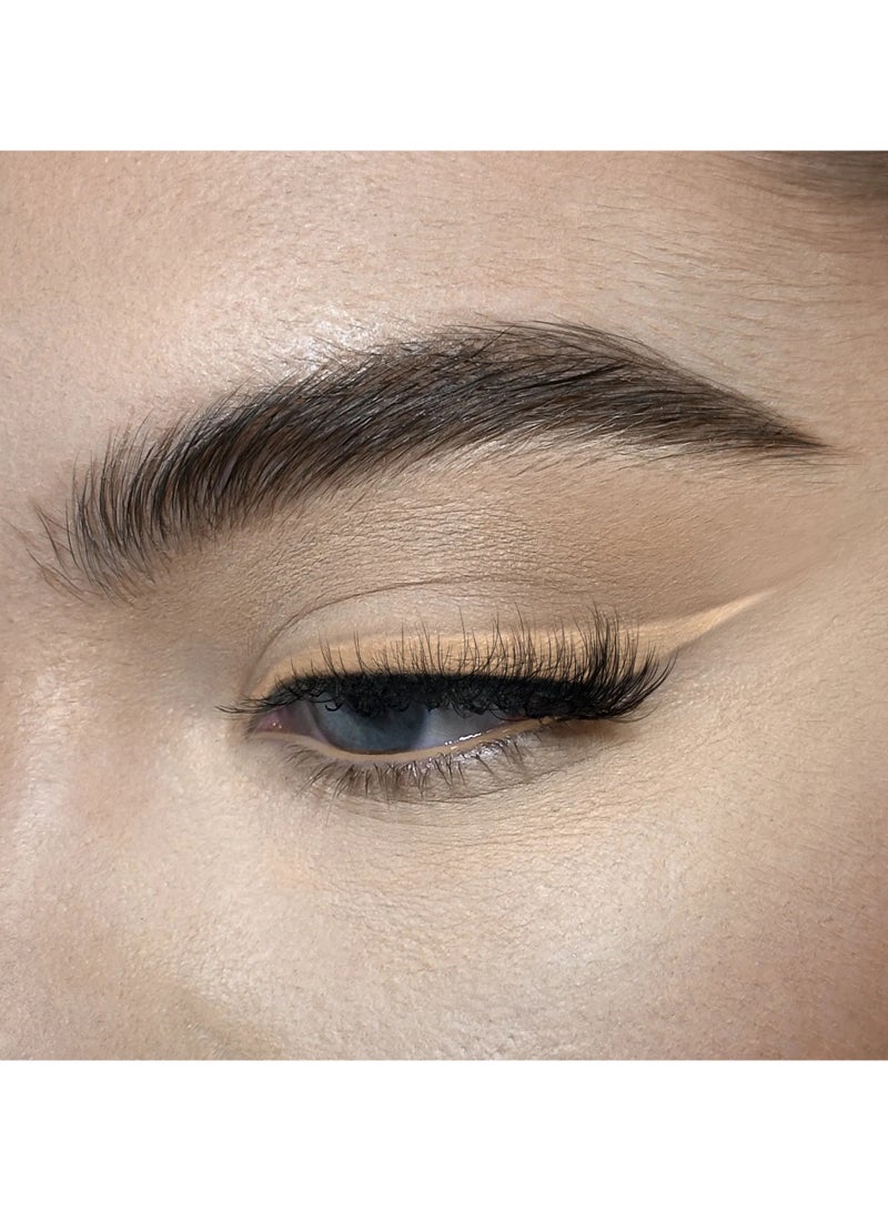 بي بيرفيكت أقلام تحديد العيون من بي بيرفكت مي إن - كحل بتركيبة كريمية ناعمة ميلكي واي 1.2 غرام - Image 2