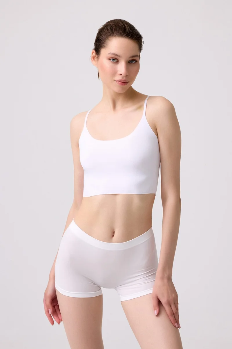 COTTONHILL Women's White Ultra-Comfortable Seamless Boxer