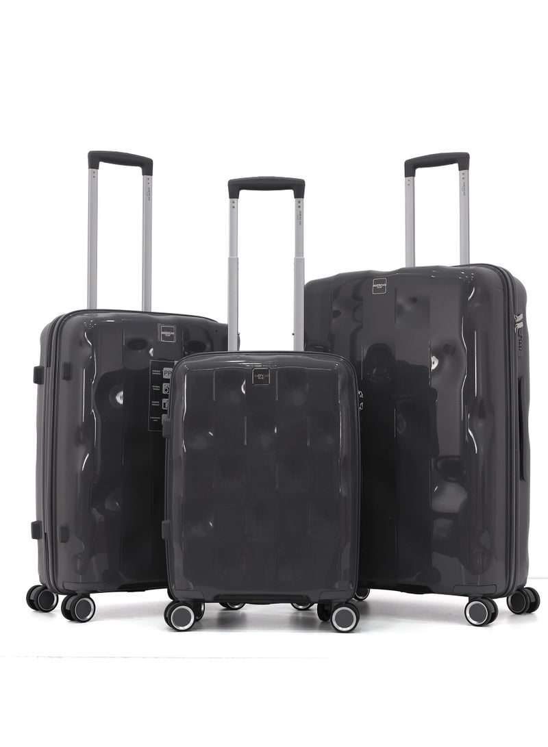 AMERICAN FLYER أمريكان فلاير - مجموعة حقائب دوارة صلبة من 3 قطع - رمادي لامع مع تصميم مطب مشطوب - Image 1