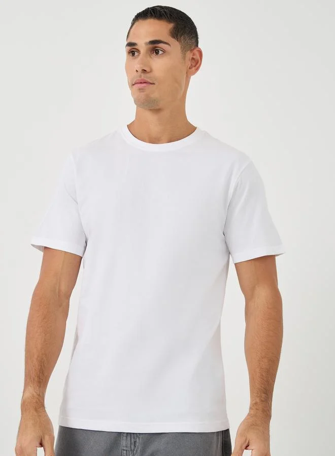 Styli Styli Pack of 5 - Solid Cotton Crew Neck Regular Fit T-Shirt