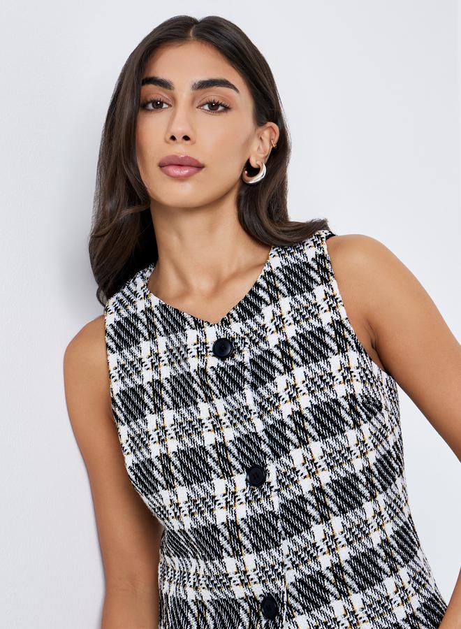 Styli Checked Front Button Sleeveless Waistcoat - Image 4
