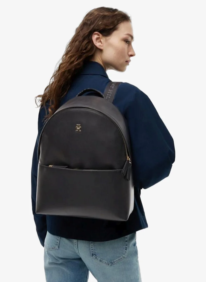 تومي هيلفيغر Logo Shoulder Strap Dome Backpack