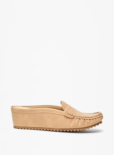 Le Confort Women's Solid Slip-On Flatform Loafers