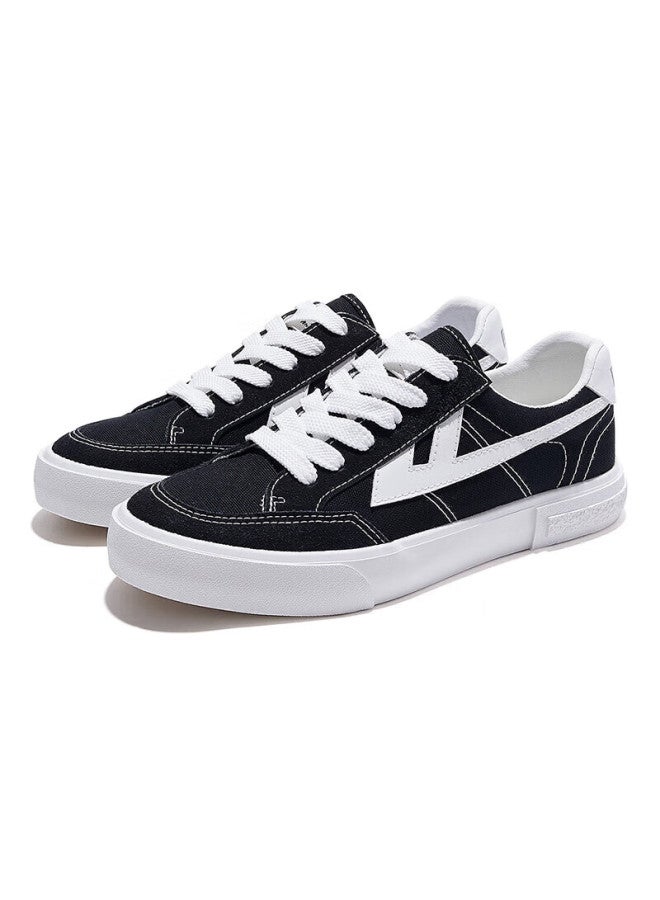Warrior Huili Spring And Autumn Canvas Shoes, New Trendy Couple Style, Official Sports Casual Sneakers, Kgh749t, Black And White, Size 42 - Image 2