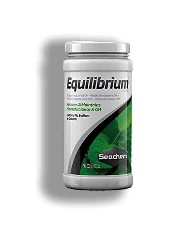 Seachem Equilibrium 600g - Mineral Balance for Planted Aquariums - Image 1