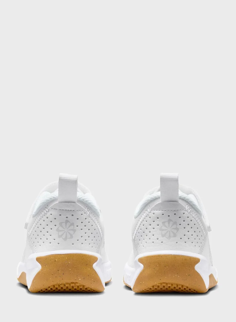 Nike Kids Omni Multi-Court