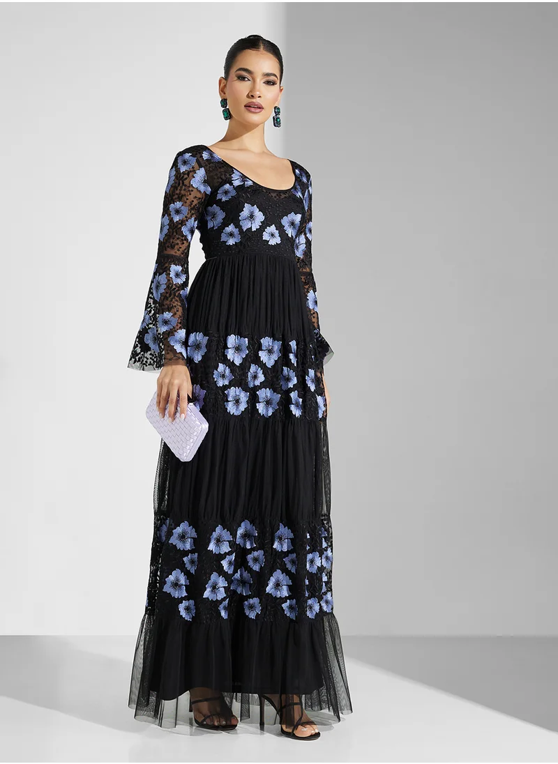 Frock and Frill Scoop Neck Pleated Maxi Dress