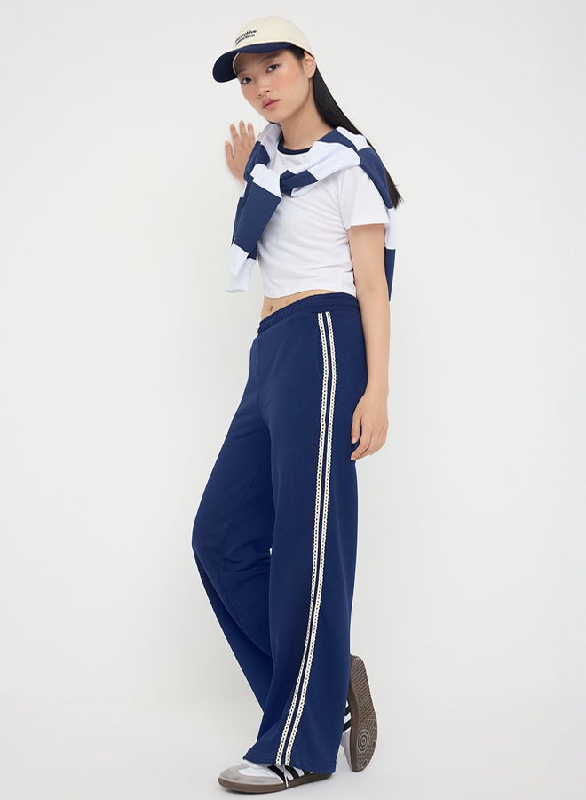 trendyol Navy Blue Wide Leg/Wide Leg Brode Stripe Detail Thick Knitted Sweatpants - Image 1