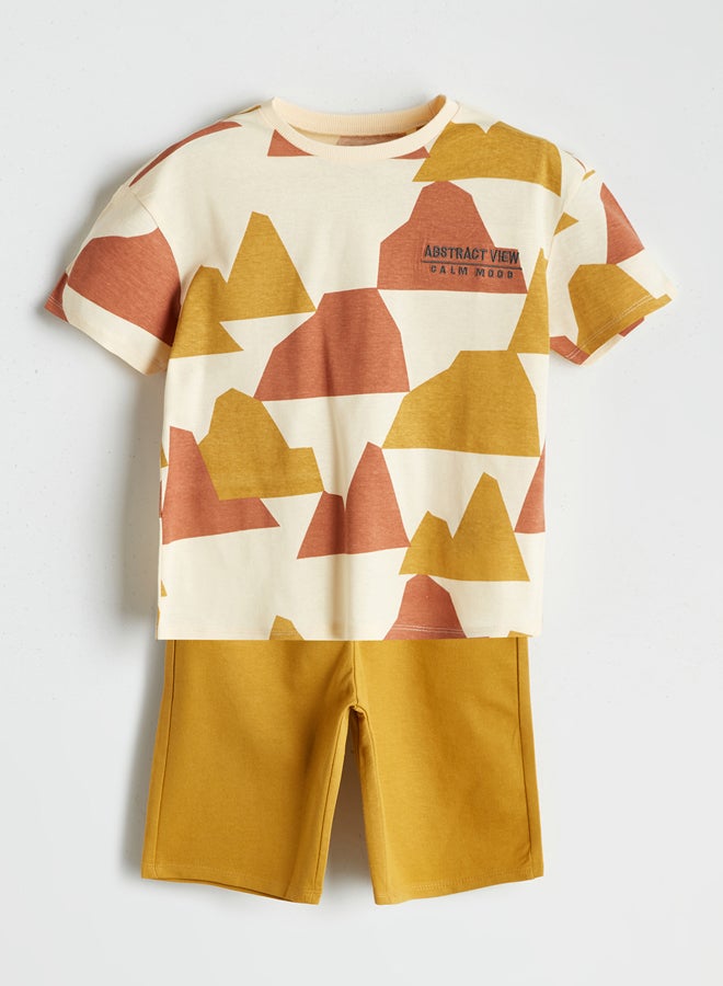 LC WAIKIKI Baby Boys' Printed T-Shirt and Shorts 2 Pack Summer Set - Image 1