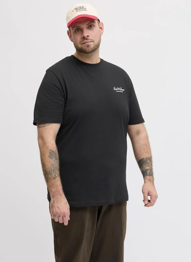 Plus Size Graphic Crew Neck T-Shirt
