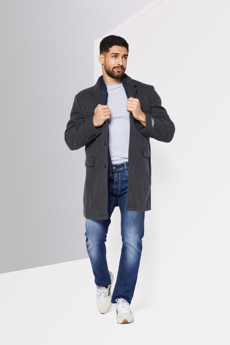 Michael Kors معطف كار من الصوف للرجال بياقة قمة مع حمالة قابلة للإزالة، أسود فحمي - Image 2