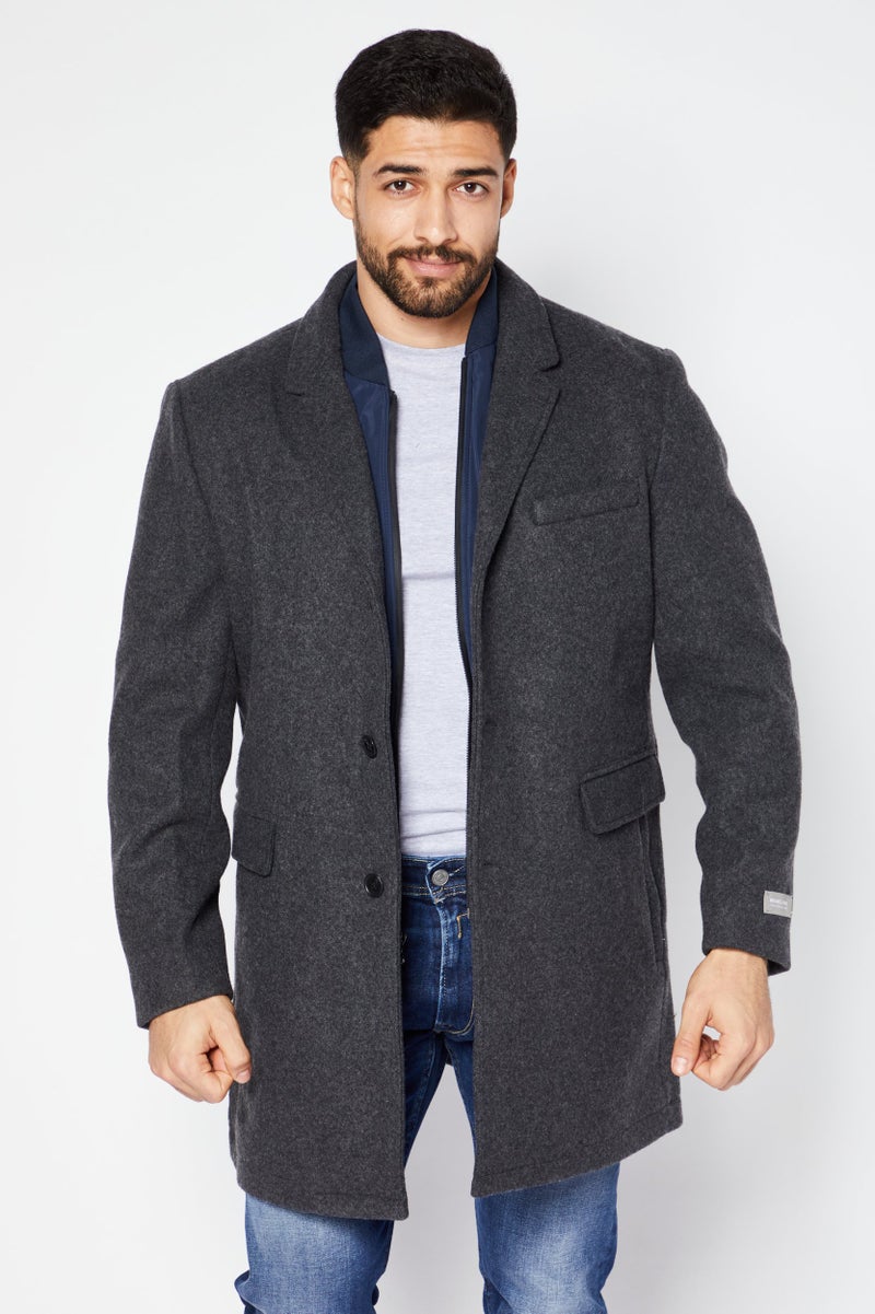 Michael Kors معطف كار من الصوف للرجال بياقة قمة مع حمالة قابلة للإزالة، أسود فحمي - Image 1