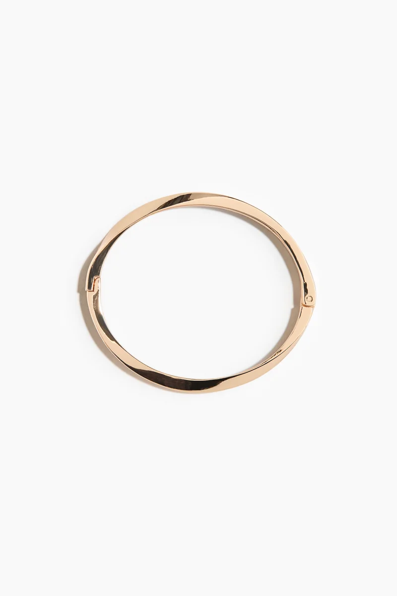 Hinged cuff bracelet
