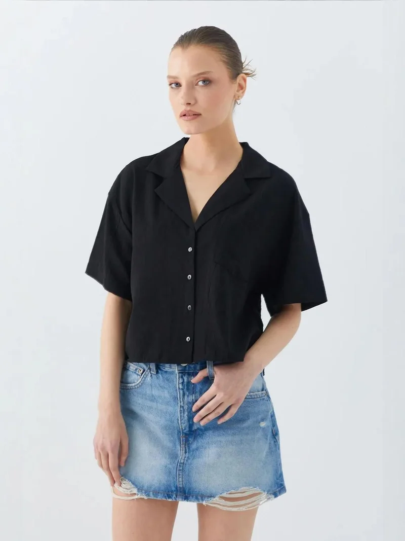 MixRay Mixray Loose Fit Button-Up Crop Shirt with Pocket