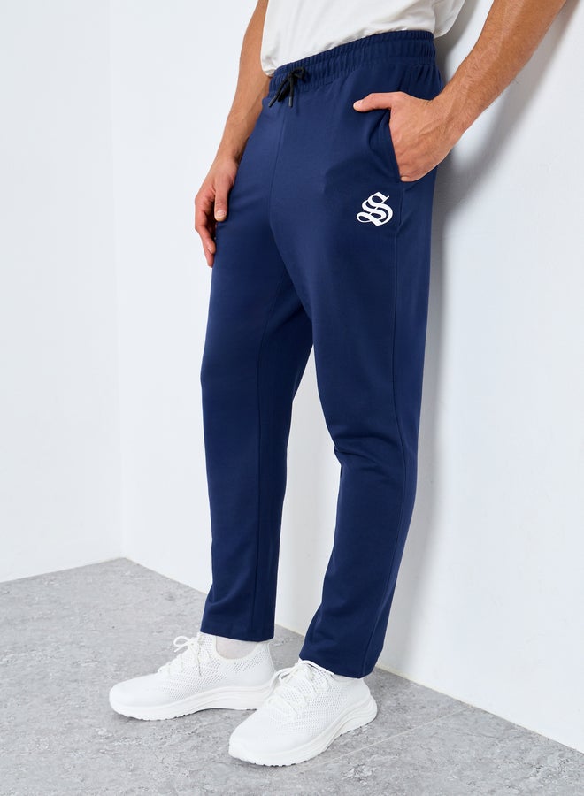 ستايلي جوغر بقصة مستقيمة وطبعة صغيرة - Image 1