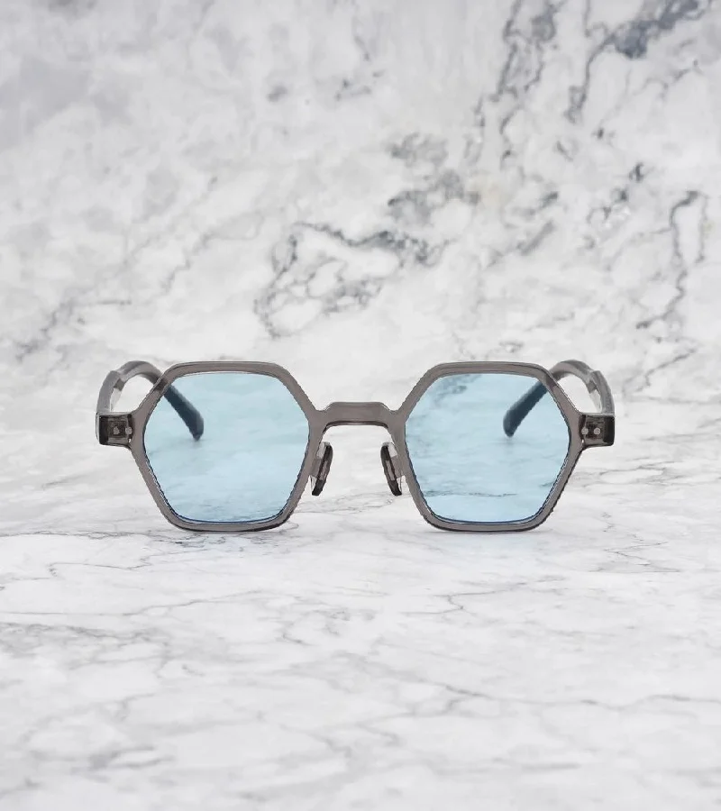  اكسبليست باوتس نظارات شمسية أنيقة للجنسين من ليون رمادي-أزرق من إكسبليست بوويتس