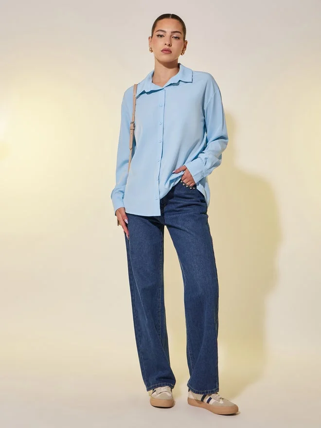 تايك تو قميص واسع بياقة عريضة بلون سادة