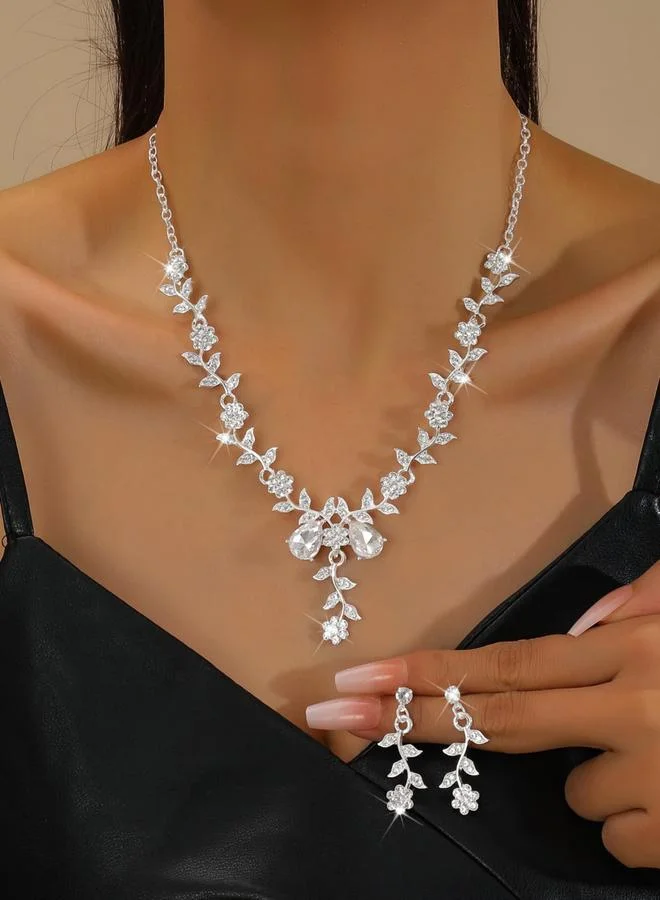 تايك تو طقم مجوهرات قلادة وأقراط مزينة بالأزهار قطعتين