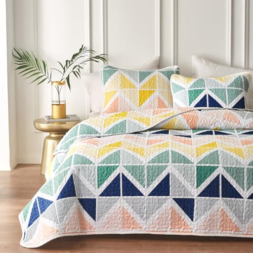 Uozzi Bedding Quilt Set for Summer 3 Piece Reversible Colorful Quilt Set Queen Size with Navy Green Orange Yellow Cubes Microfiber Lightweight Cool Breathable Bedding Coverlet Set Bedspread for St. Patrick's Day - Image 1