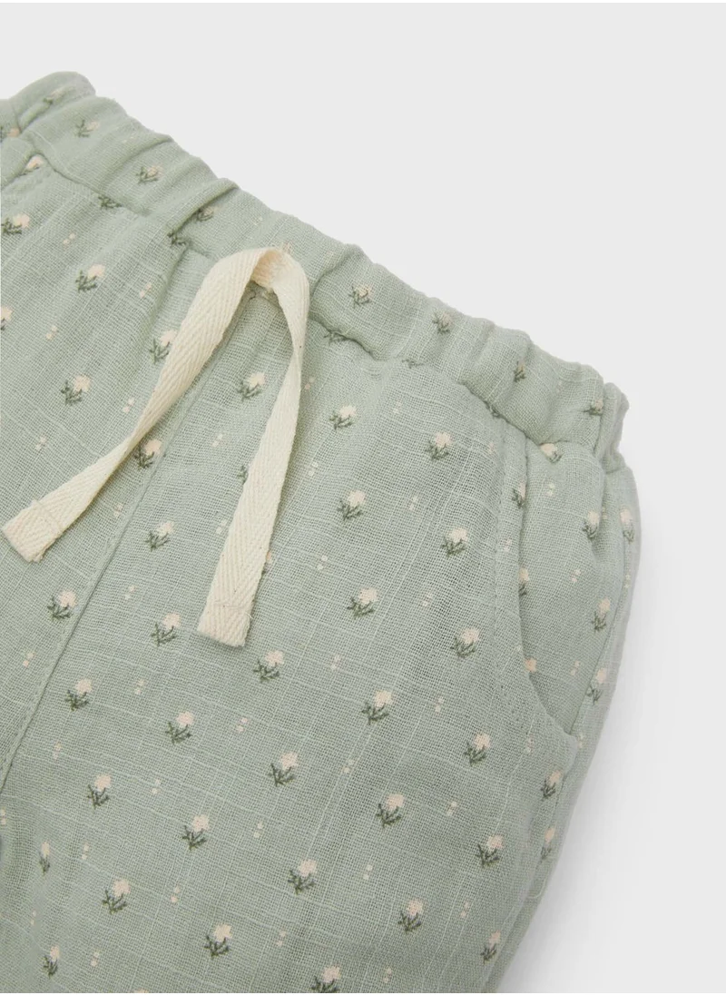 DeFacto Regular Fit Flower Trousers