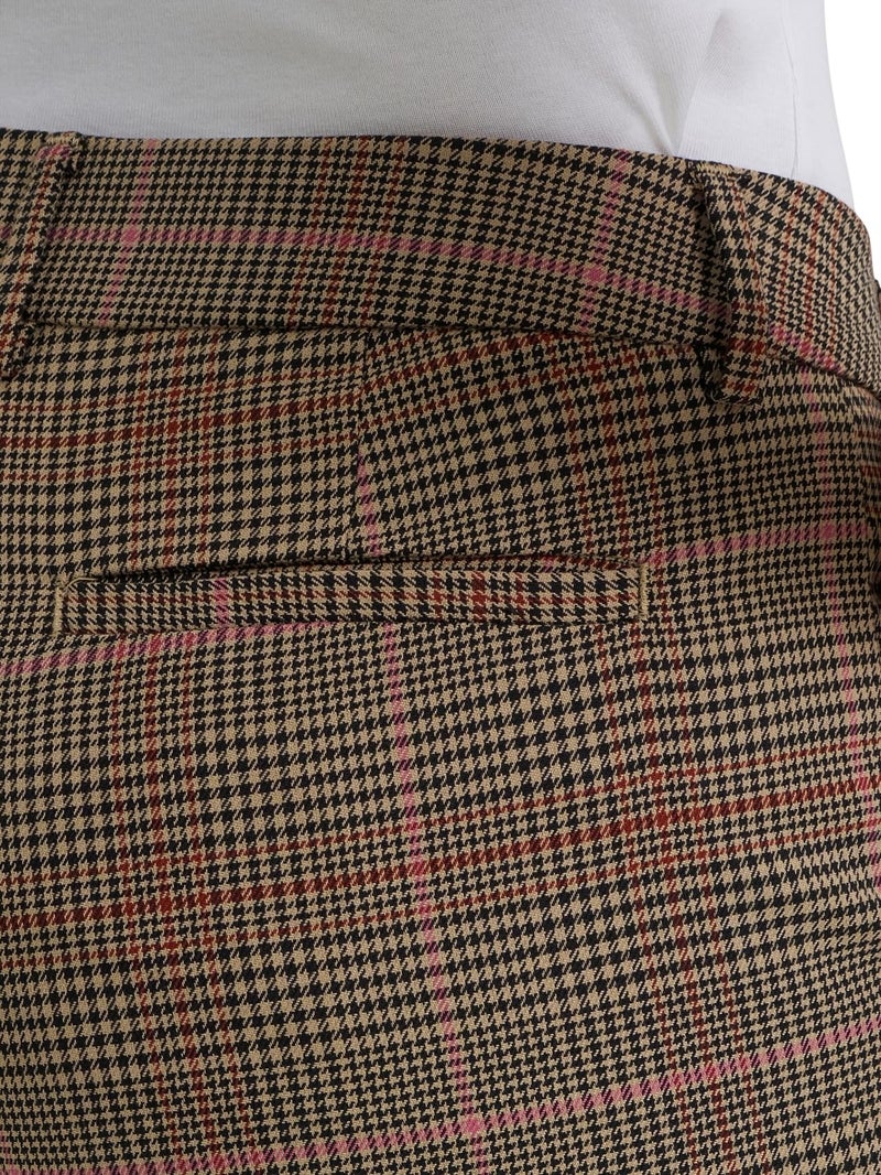 Lee Women's Wrinkle Free Relaxed Fit Straight Leg Pant, Straw Plaid, 12 - Image 3