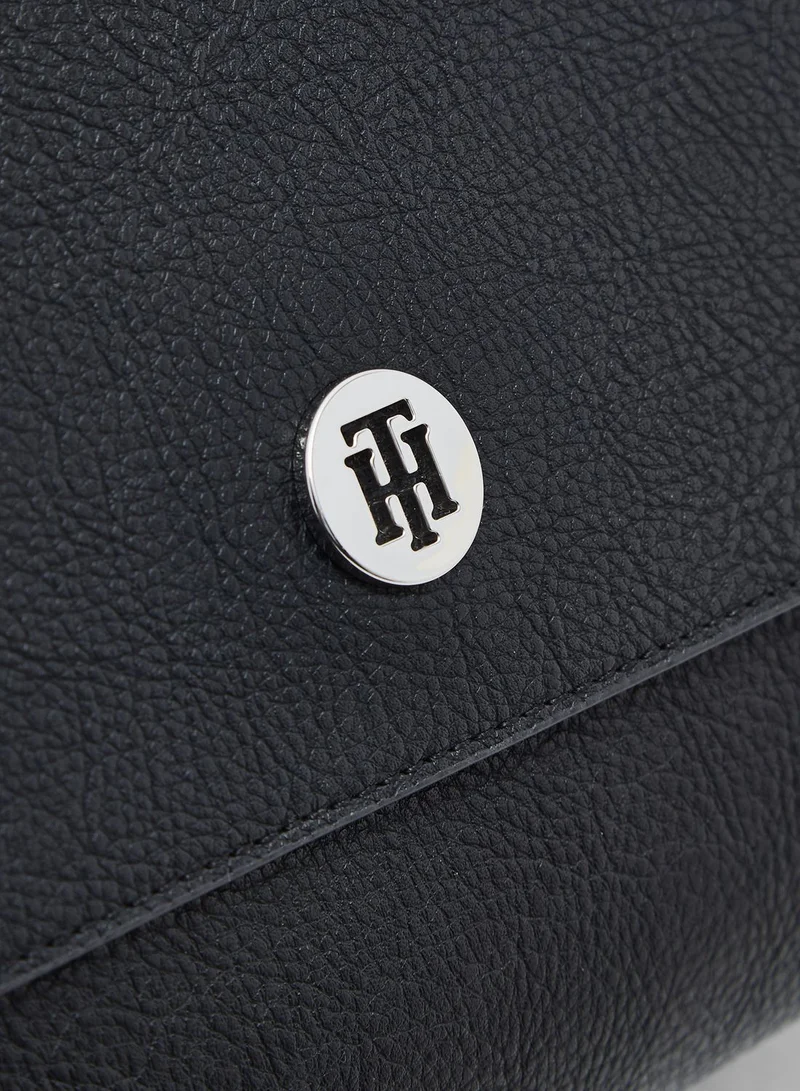 TOMMY HILFIGER Core Flap Over Crossbody