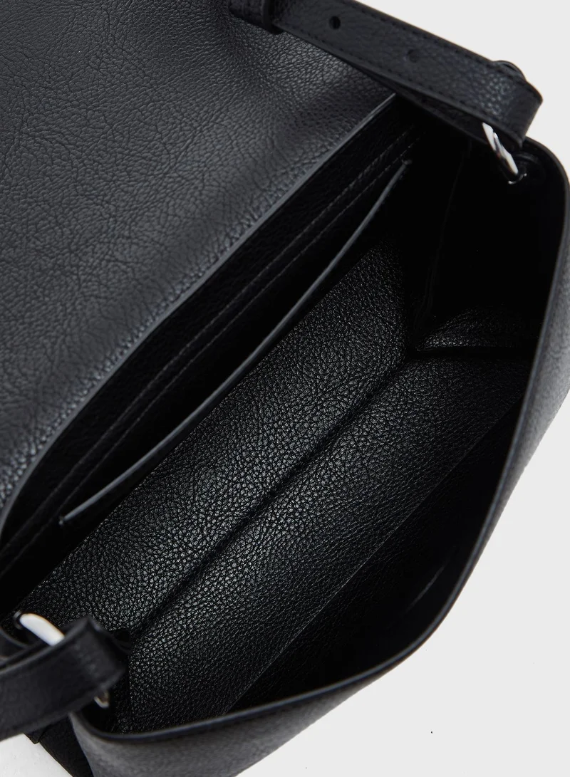 TOMMY HILFIGER Core Flap Over Crossbody