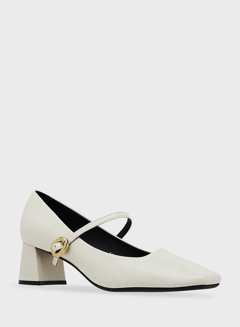 ELLA Mid Heeled Pump