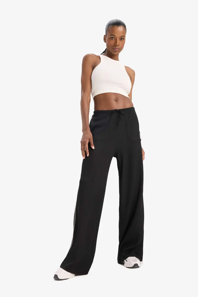 ديفاكتو DeFactoFit NBA Miami Heat Wide Leg Standard Length Crinkled Fabric Trousers