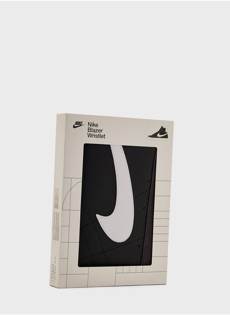Nike Icon Blazer Wristlet  - Image 5