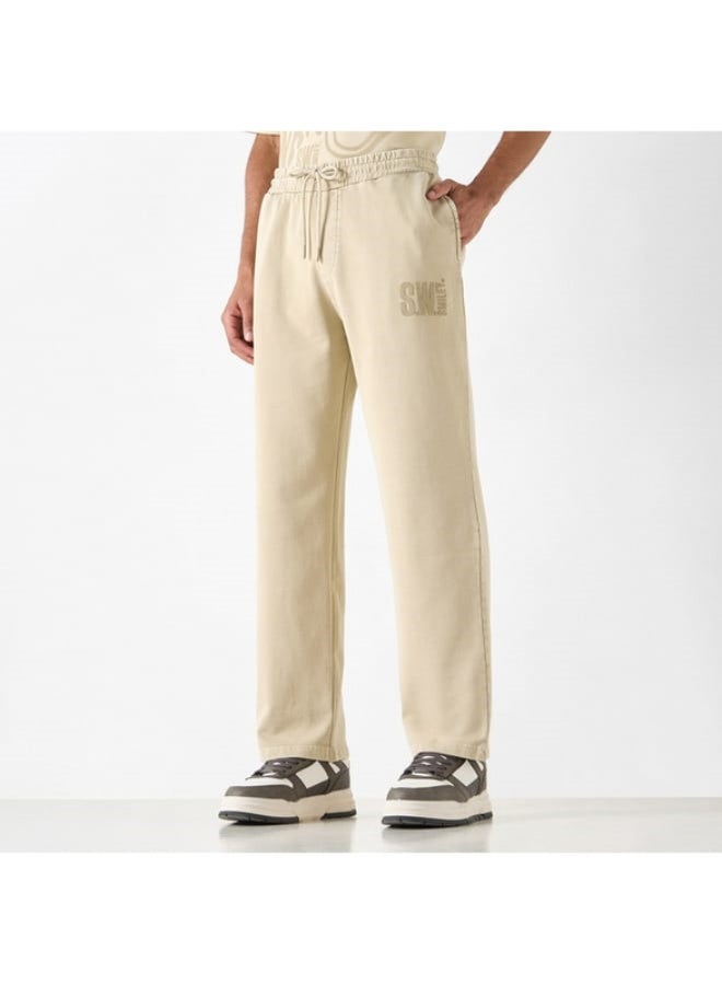 اس بي كاركترز بنطلون بخصر مرن وقصّة مريحة وتفاصيل سمايلي ورلد مع رباط إغلاق - Image 4