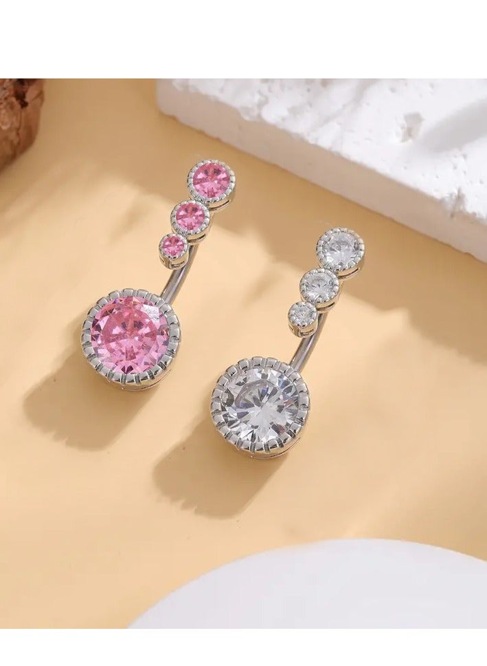 زر بطن فضي من التيتانيوم الطبي - مرصع بـ zirconia البراق ومضاد للحساسية بشكل كامل. بجودة طبية تناسب البشرة الحساسة، ولمسة فاخرة للبيكيني والحفلات