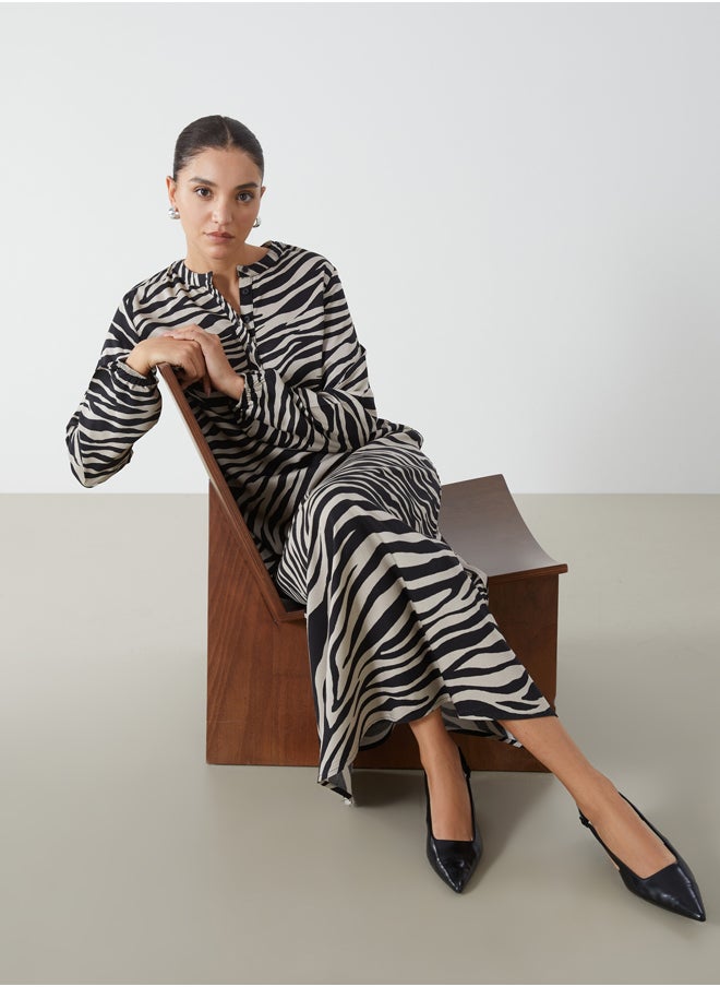 LC WAIKIKI Crew Neck Zebra Patterned Women'S Dress  - Image 1