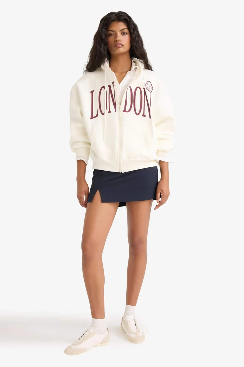 ديفاكتو Oversize Fit Hooded Printed Zippered Sweatshirt
