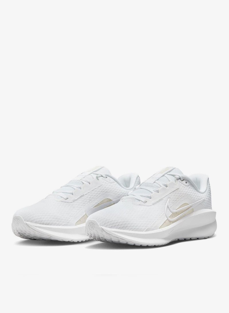 Nike Downshifter 13 - Image 3