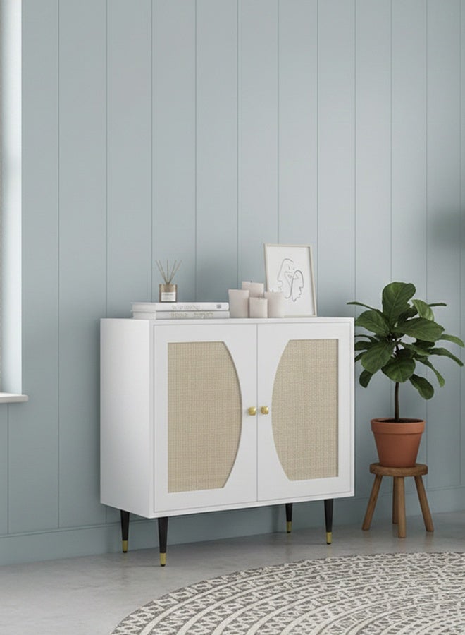 كلناميان خزانة تخزين بيضاء عصرية بأبواب من الخيزران، وبوفيه جانبي مزين بقطع ذهبية وأرجل مدببة. - Image 3