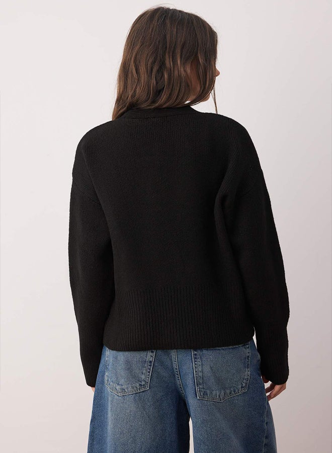 trendyol Black Soft Textured Button Detailed Knitwear Cardigan - Image 4